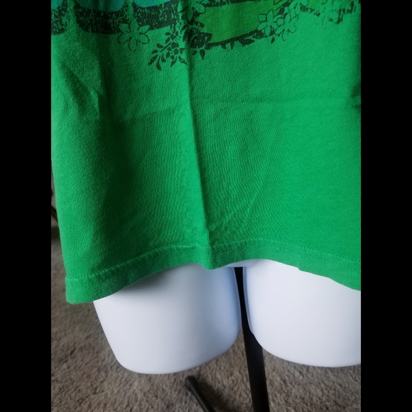 💚*4/$15* Kermit the Frog Tee - Picture 4 of 6